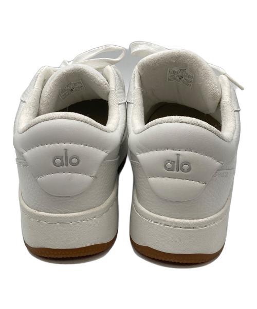 alo（アロ）alo (アロ) ローカットスニーカー ホワイト サイズ:23の古着・服飾アイテム