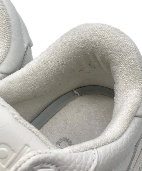 alo（アロ）alo (アロ) ローカットスニーカー ホワイト サイズ:23の古着・服飾アイテム