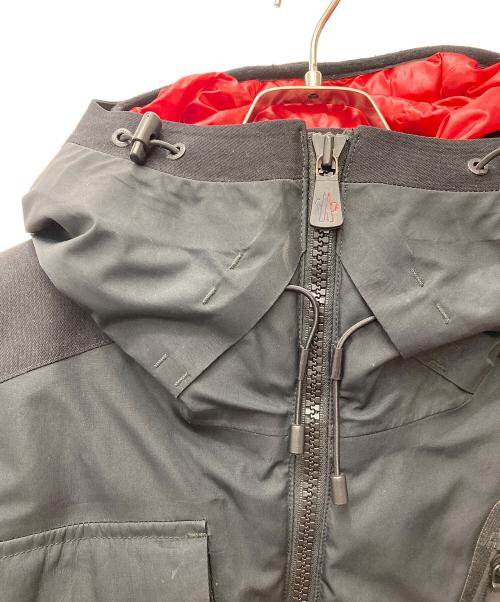 MONCLER GRENOBLE（モンクレール グルノーブル）MONCLER GRENOBLE (モンクレール グルノーブル) 切替ダウンジャケット　DAVOS GIUBBOTTO　020974131702 ブラック サイズ:4の古着・服飾アイテム