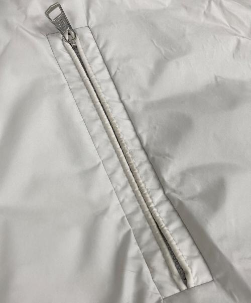 MONCLER（モンクレール）MONCLER (モンクレール) トリコロールラインダウンジャケット ホワイト サイズ:1の古着・服飾アイテム