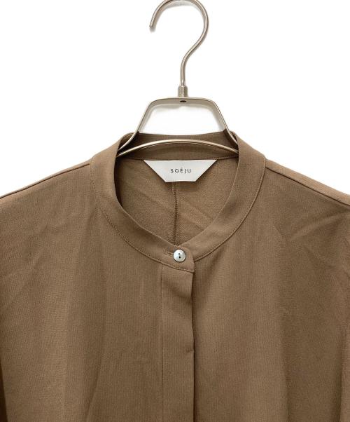 SOEJU（ソージュ）SOEJU (ソージュ) オーバーサイズタックスリーブシャツ ブラウン サイズ:Mの古着・服飾アイテム