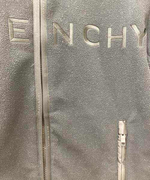 GIVENCHY（ジバンシィ）GIVENCHY (ジバンシィ) フーデッドロゴフリースジャケット　BM011Q3Y9Y ブラック サイズ:Mの古着・服飾アイテム