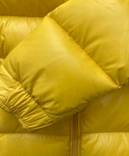 MONCLER（モンクレール）MONCLER (モンクレール) MAYA GIUBBOTTO ダウンジャケット　E20914036605 68950 イエローの古着・服飾アイテム
