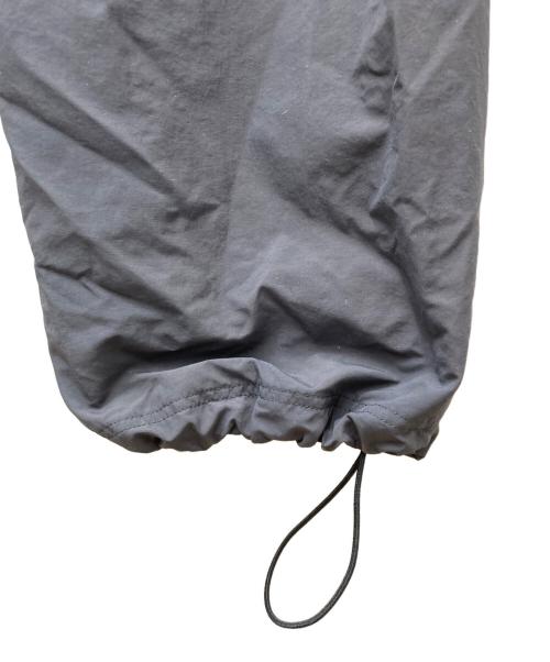 FRED PERRY（フレッドペリー）FRED PERRY (フレッドペリー) BEAMS (ビームス) シェルパンツ　FZ4635 グレー サイズ:Lの古着・服飾アイテム