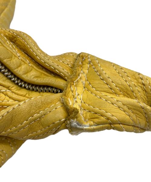 MARNI（マルニ）MARNI (マルニ) レザーショルダーバッグ イエローの古着・服飾アイテム