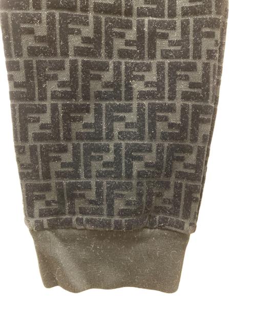 FENDI（フェンディ）FENDI (フェンディ) FFズッカ柄ベロアスウェットパンツ　FB0461 AFRJ ブラック サイズ:46の古着・服飾アイテム
