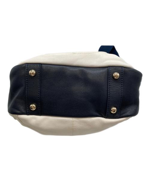 muta（ムータ）muta (ムータ) ミニエンボス8バッグ ホワイト×ネイビーの古着・服飾アイテム