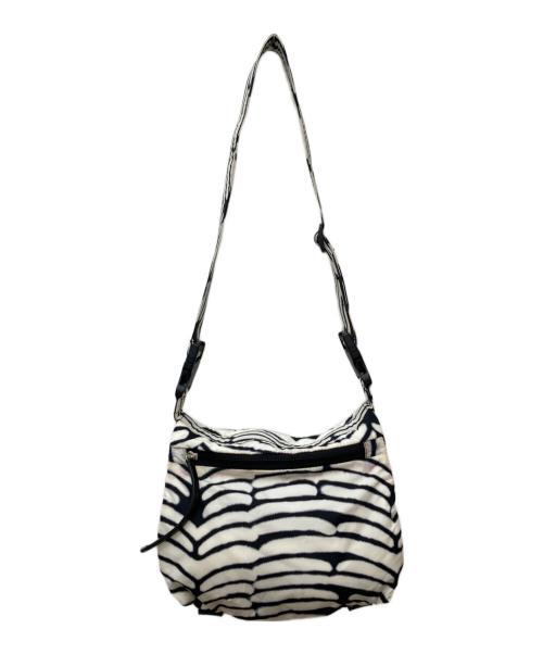 CHANEL（シャネル）CHANEL (シャネル) リバーシブルショルダーバッグ ホワイト×ブラックの古着・服飾アイテム