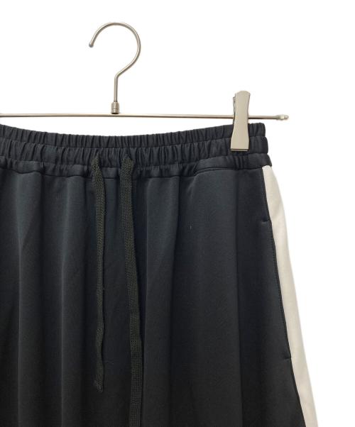 NOISE MAKER（ノイズメーカー）NOISE MAKER (ノイズメーカー) サイドラインジャージスカート 	NMA3-LS38 ブラック サイズ:38の古着・服飾アイテム