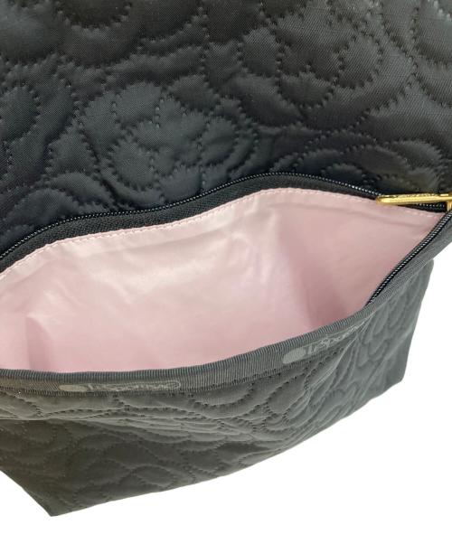 LeSportsac（レスポートサック）LeSportsac (レスポートサック) SMALL CLEO CROSSBODY 7562 K589 ブラックの古着・服飾アイテム