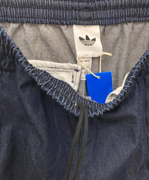 adidas（アディダス）adidas (アディダス) デニムパンツ インディゴ サイズ:S 未使用品の古着・服飾アイテム