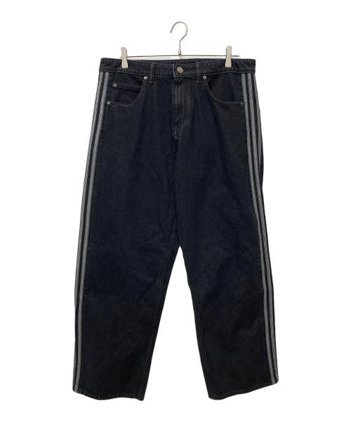 adidas（アディダス）adidas (アディダス) ファイヤーバード アディカラー デニム パンツ ブラック サイズ:34 未使用品の古着・服飾アイテム