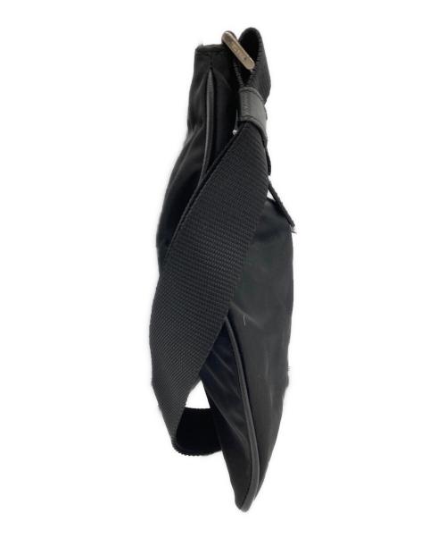 PRADA（プラダ）PRADA (プラダ) ナイロンショルダーバッグ ブラックの古着・服飾アイテム