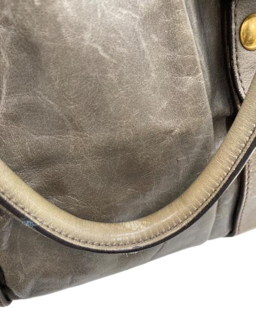 MIU MIU（ミュウミュウ）MIU MIU (ミュウミュウ) ヴィッテロルクス2WAYバッグ グレーの古着・服飾アイテム