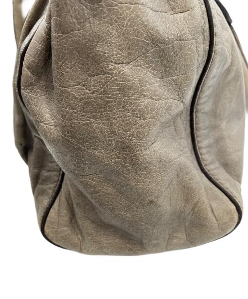 MIU MIU（ミュウミュウ）MIU MIU (ミュウミュウ) ヴィッテロルクス2WAYバッグ グレーの古着・服飾アイテム