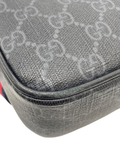 GUCCI（グッチ）GUCCI (グッチ) GGスプリーム ボディバッグ 792094 ブラックの古着・服飾アイテム