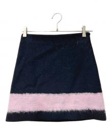 MSGM（エムエスジーエム）の古着「Charcoal miniskirt 3941MDD12X」｜ブラック×ピンク