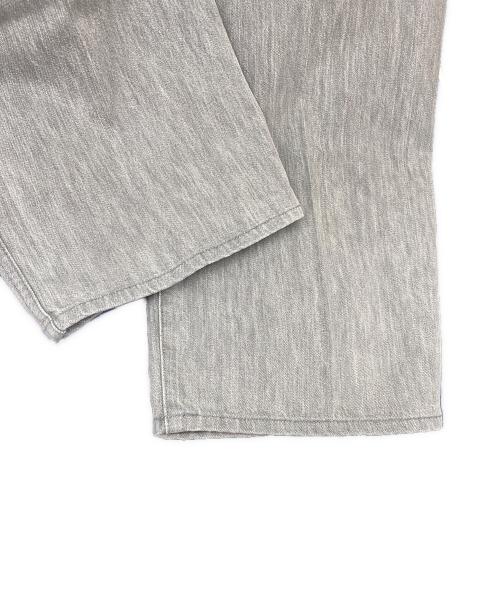 BRILL（ブリル）BRILL (ブリル) DENIM 2タックパンツ グレー サイズ:S(36) 未使用品の古着・服飾アイテム