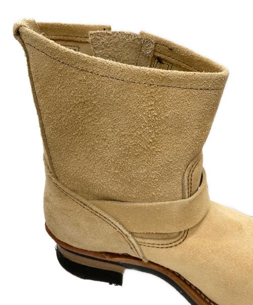 RED WING（レッドウィング）RED WING (レッドウィング) ショートスエードエンジニアブーツ ベージュ サイズ:27.5の古着・服飾アイテム