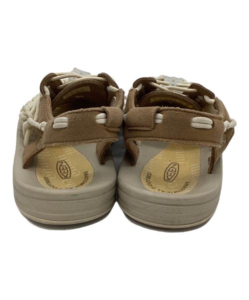 KEEN（キーン）KEEN (キーン) サンダル ベージュ サイズ:23の古着・服飾アイテム