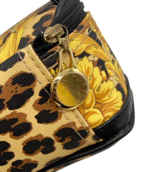 VERSACE（ヴェルサーチェ）VERSACE (ヴェルサーチェ) バニティポーチ イエロー×ブラックの古着・服飾アイテム