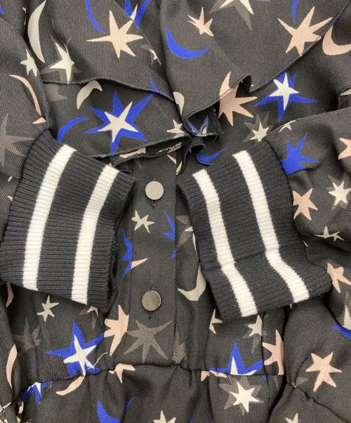 GRACE CLASS（グレースクラス）GRACE CLASS (グレースクラス) フリルカラープリントワンピース ブラック×ブルー サイズ:36の古着・服飾アイテム