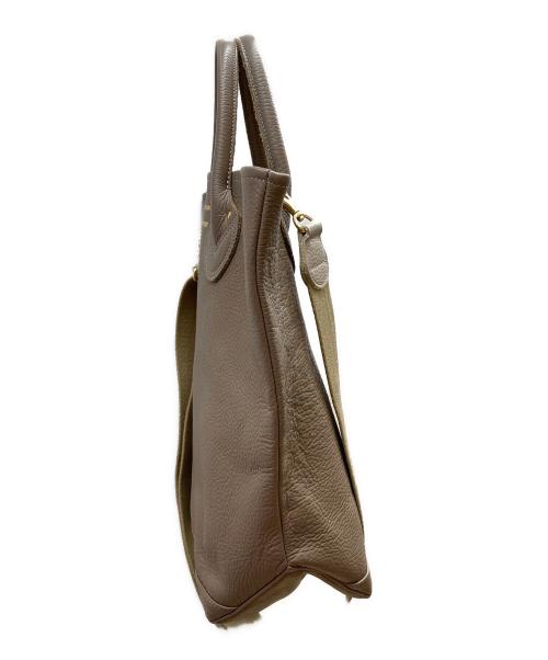 YOUNG & OLSEN The DRYGOODS STORE（ヤングアンドオルセン ザ ドライグッズストア）YOUNG & OLSEN The DRYGOODS STORE (ヤングアンドオルセン ザ ドライグッズストア) EMBOSSED LEATHER HAVERSACK ベージュの古着・服飾アイテム