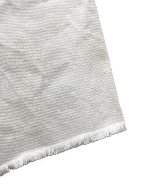 DRIES VAN NOTEN（ドリスヴァンノッテン）DRIES VAN NOTEN (ドリスヴァンノッテン) ビジューショートパンツ ホワイト サイズ:32の古着・服飾アイテム