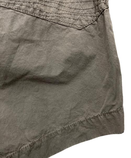 BOTTEGA VENETA（ボッテガベネタ）BOTTEGA VENETA (ボッテガベネタ) 後染めコットンショートパンツ ブラウン サイズ:46の古着・服飾アイテム