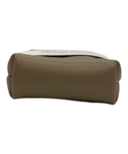 beautiful people（ビューティフルピープル）beautiful people (ビューティフルピープル) mini clasp pouch ベージュの古着・服飾アイテム
