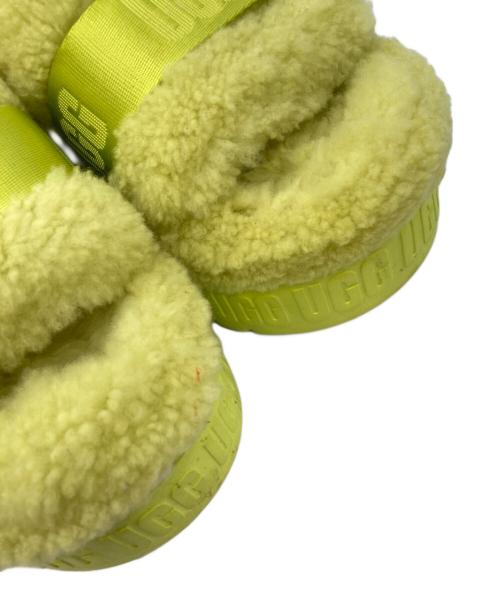UGG（アグ）UGG (アグ) FLUFFITA ボアサンダル 黄緑 サイズ:22㎝の古着・服飾アイテム