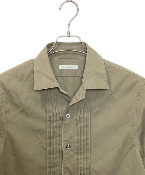 DESIGNWORKS（デザインワークス）DESIGNWORKS (デザインワークス) ピンタックシャツ オリーブ サイズ:46の古着・服飾アイテム