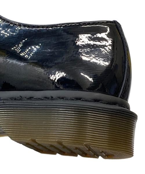 Dr.Martens（ドクターマーチン）Dr.Martens (ドクターマーチン) BEAMS (ビームス) 別注3ホールシューズ ブラック サイズ:UK8の古着・服飾アイテム