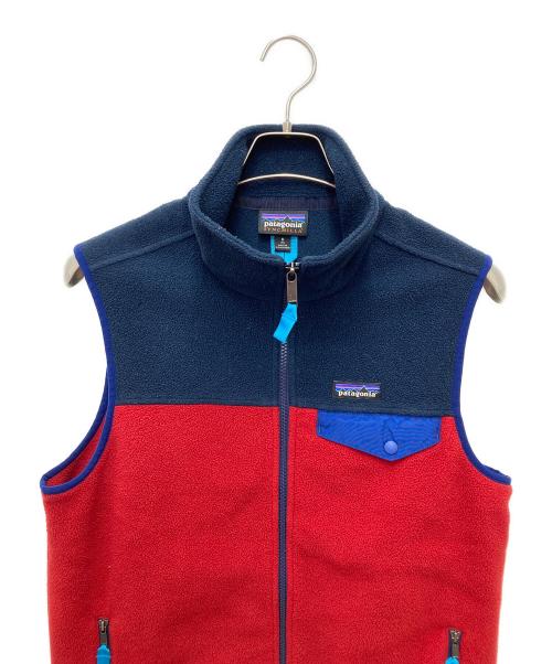 Patagonia（パタゴニア）Patagonia (パタゴニア) シンチラフリースベスト レッド×ネイビー サイズ:Mの古着・服飾アイテム