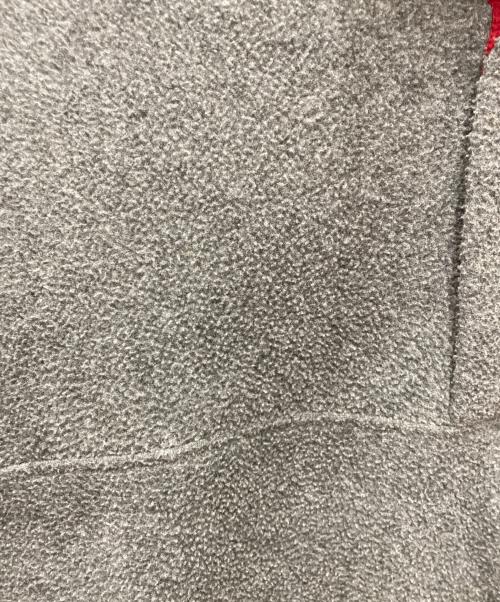 Patagonia（パタゴニア）Patagonia (パタゴニア) 90sシンチラスナップT グレー×レッド サイズ:Mの古着・服飾アイテム