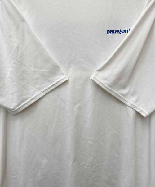 Patagonia（パタゴニア）Patagonia (パタゴニア) キャプリーンクールデイリー ロゴTシャツ ホワイト サイズ:Lの古着・服飾アイテム