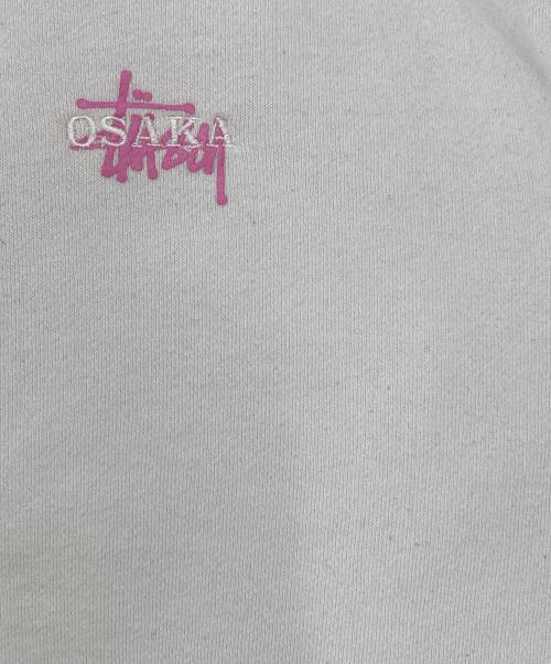 stussy（ステューシー）stussy (ステューシー) プルオーバーパーカー ホワイト サイズ:Mの古着・服飾アイテム