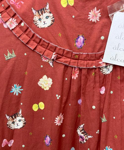 alcali（アルカリ）alcali (アルカリ) 猫柄フリルワンピース レッド サイズ:表記なし 未使用品の古着・服飾アイテム