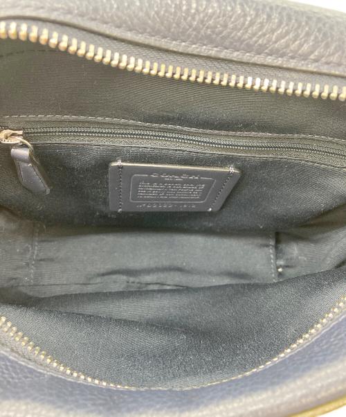COACH（コーチ）COACH (コーチ) デンプシー ショルダーバッグ ブラウン×ネイビーの古着・服飾アイテム