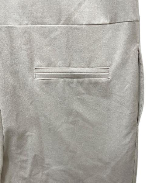 St.cecilia（セントセシリア）St.cecilia (セントセシリア) Ⅴネックサロペット グレー サイズ:Sの古着・服飾アイテム
