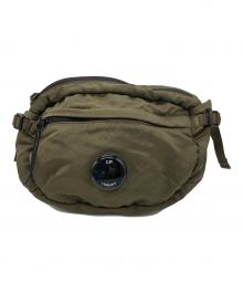 C.P COMPANY（シーピーカンパニー）の古着「クロスボディーバッグ　Nylon B Crossbody Pack」｜オリーブ