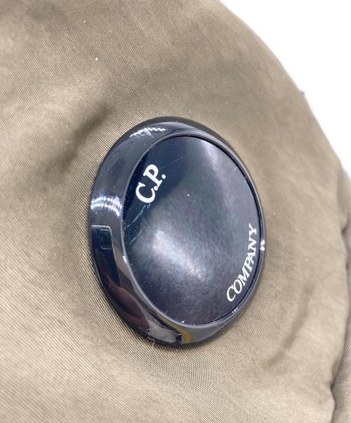 C.P COMPANY（シーピーカンパニー）C.P COMPANY (シーピーカンパニー) クロスボディーバッグ　Nylon B Crossbody Pack オリーブの古着・服飾アイテム
