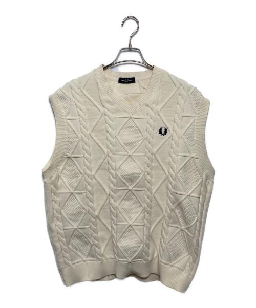 FRED PERRY（フレッドペリー）FRED PERRY (フレッドペリー) BEAMS (ビームス) 別注 Cable Vest アイボリー サイズ:Lの古着・服飾アイテム