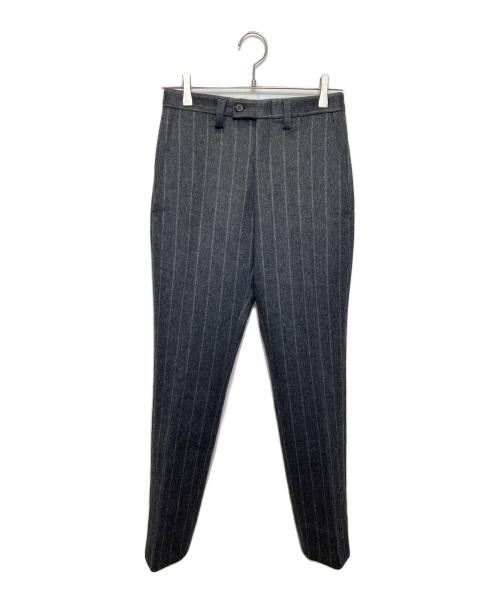 Yves Saint Laurent（イヴサンローラン）Yves Saint Laurent (イヴサンローラン) セットアップスーツ グレー サイズ:44の古着・服飾アイテム