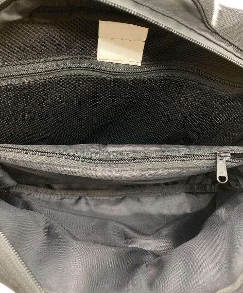 THE NORTH FACE（ザ ノース フェイス）THE NORTH FACE (ザ ノース フェイス) BASE CAMP VOYAGER SLING ブラックの古着・服飾アイテム