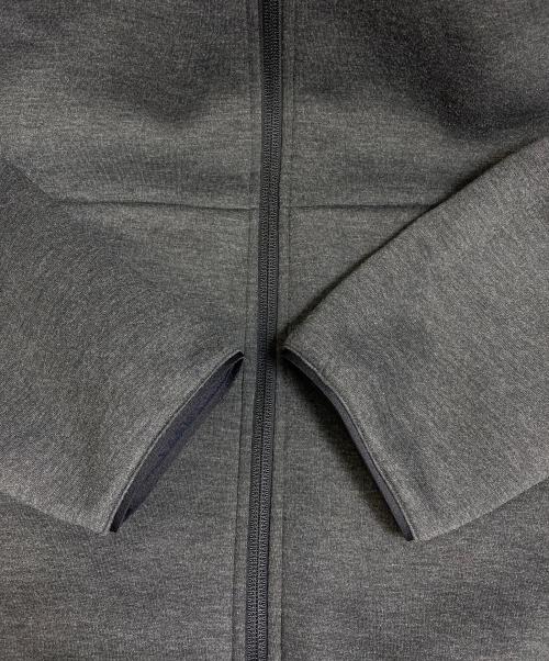 THE NORTH FACE（ザ ノース フェイス）THE NORTH FACE (ザ ノース フェイス) リバーシブルテックエアーフーディ ブラック サイズ:Lの古着・服飾アイテム