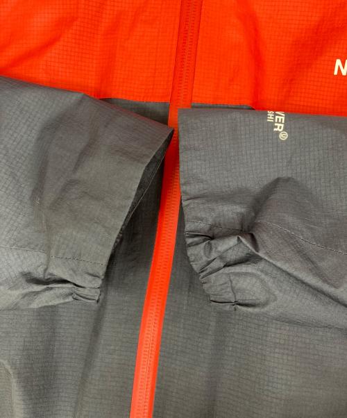 THE NORTH FACE（ザ ノース フェイス）THE NORTH FACE (ザ ノース フェイス) UNDERCOVER (アンダーカバー) Hike Backpack MTN Jacket ネイビー×レッド サイズ:SIZEMENS S/WOMENS Mの古着・服飾アイテム