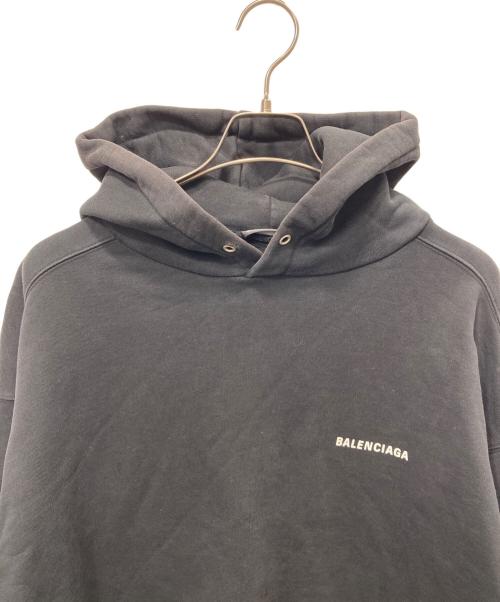 BALENCIAGA（バレンシアガ）BALENCIAGA (バレンシアガ) バックロゴプリントプルオーバーパーカー ブラック サイズ:XXLの古着・服飾アイテム
