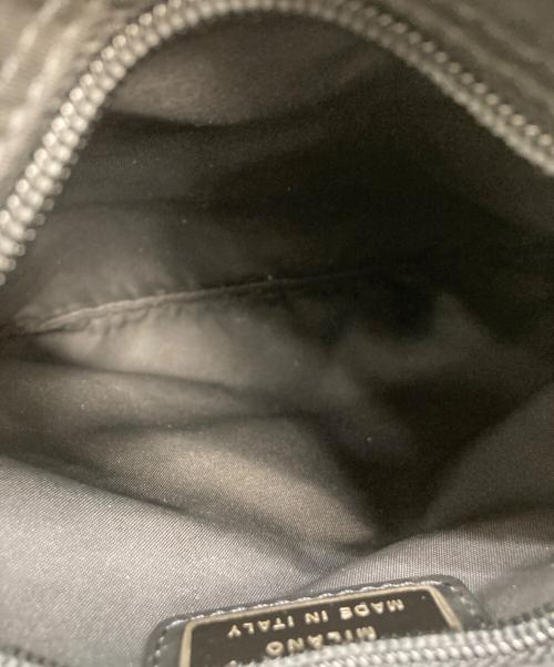 PRADA（プラダ）PRADA (プラダ) ナイロンショルダーサコッシュ ブラックの古着・服飾アイテム