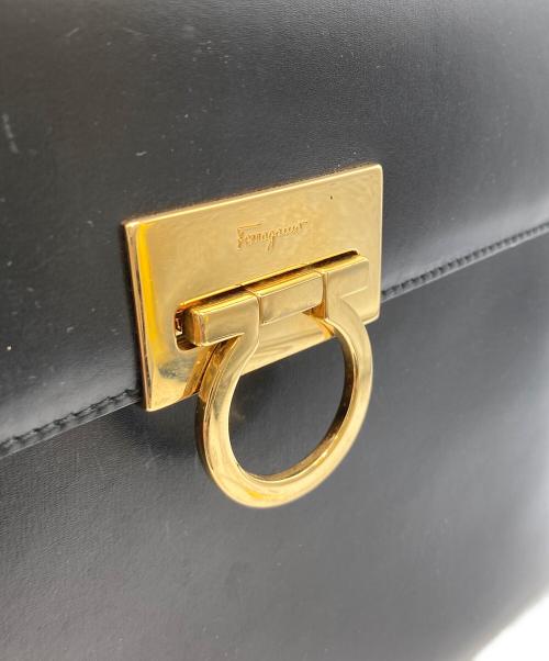Salvatore Ferragamo（サルヴァトーレ フェラガモ）Salvatore Ferragamo (サルヴァトーレ フェラガモ) レザーハンドバッグ　ガンチーニ ブラックの古着・服飾アイテム